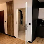 Z Prywatnym Jacuzzi - Bezplatny Parking - Ogrod Apartment Posen
